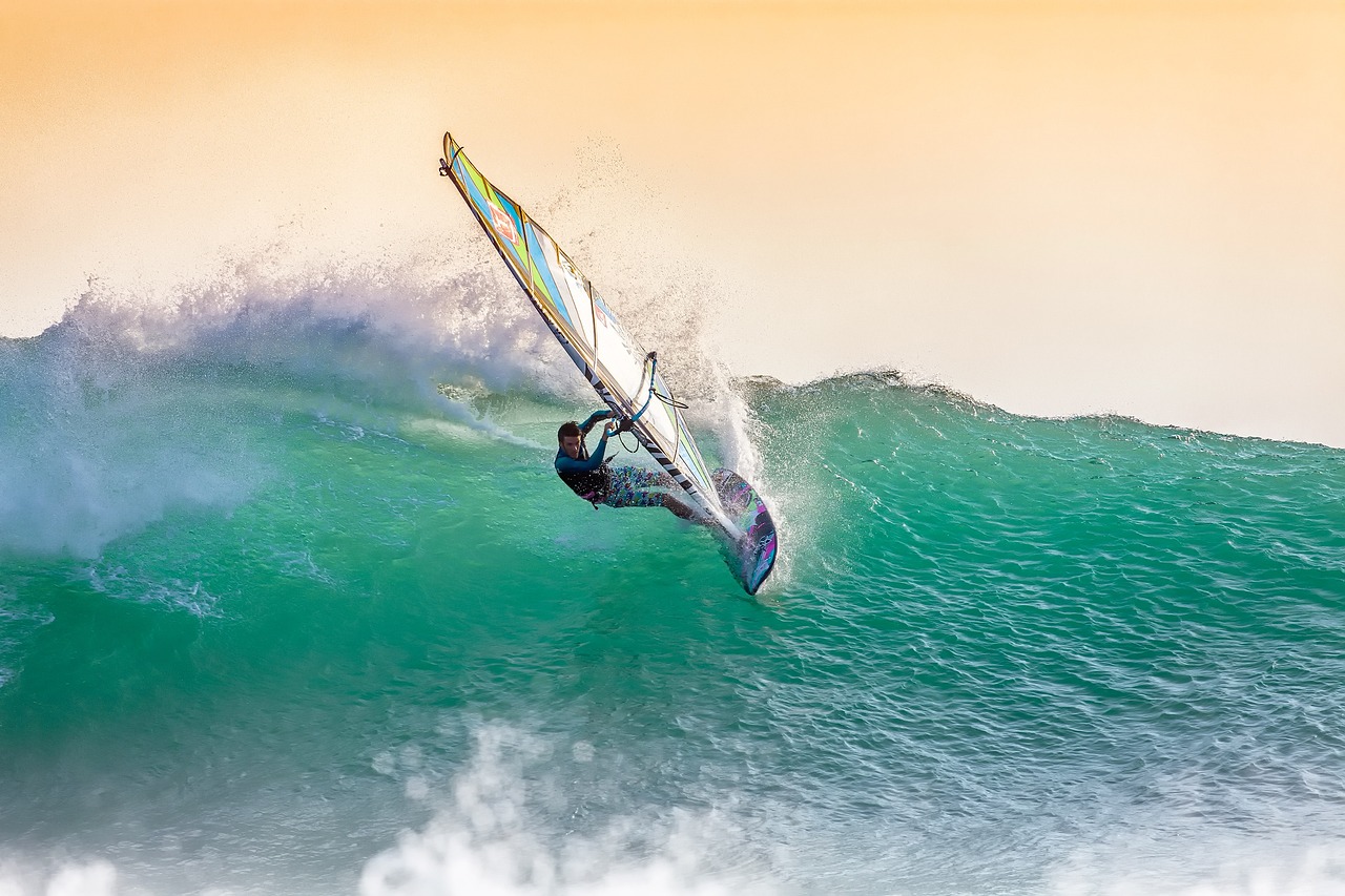 windsurfing, rogue wave, evening